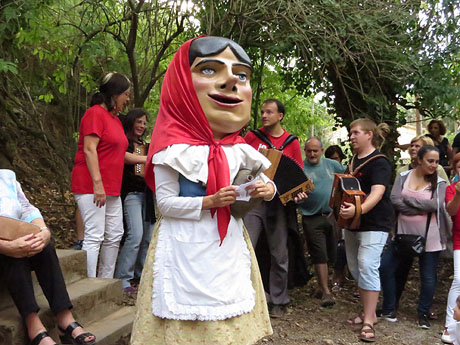 Festa Major de Sant Daniel 2017 - La font d'en Pericot. Explicaci&oacute; de la llegenda i ballada de la sardana