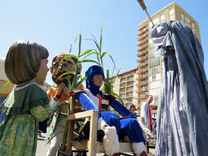 Festes de Primavera de Girona 2017. Penjada del Tarlà. La cercavila