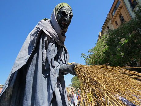 Festes de Primavera de Girona 2017. Cercavila amb el Tarlà