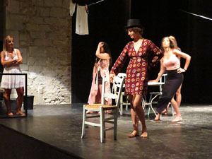 FITAG 2017 - Espectacle 'Un barret de copa', coproducci&oacute; FITAG17 Girona (Catalunya) i Szczecin (Pol&ograve;nia)