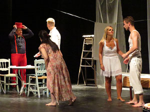 FITAG 2017 - Espectacle 'Un barret de copa', coproducci&oacute; FITAG17 Girona (Catalunya) i Szczecin (Pol&ograve;nia)