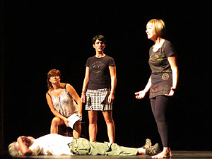 FITAG 2017 - Espectacle inaugural al Teatre Municipal de Girona: Guantanamera, de la companyia El Mirall de Blanes