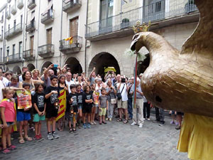 Arribada a Girona de la Flama del Canig&oacute; 2017