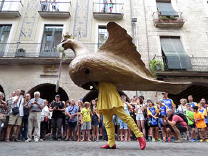 Arribada a Girona de la Flama del Canig&oacute; 2017