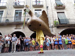 Arribada a Girona de la Flama del Canig&oacute; 2017