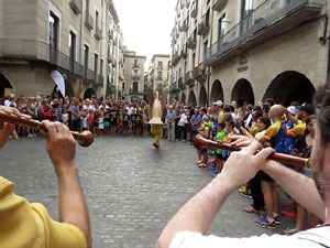 Arribada a Girona de la Flama del Canig&oacute; 2017