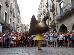Arribada a Girona de la Flama del Canig&oacute; 2017