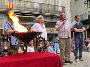 Arribada a Girona de la Flama del Canig&oacute; 2017