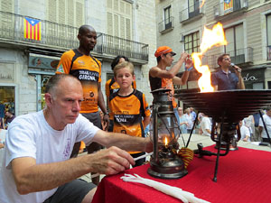 Arribada a Girona de la Flama del Canig&oacute; 2017