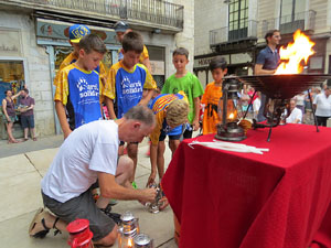 Arribada a Girona de la Flama del Canig&oacute; 2017