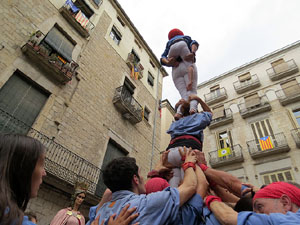 Arribada a Girona de la Flama del Canig&oacute; 2017