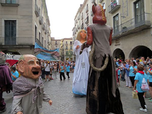 Arribada a Girona de la Flama del Canig&oacute; 2017