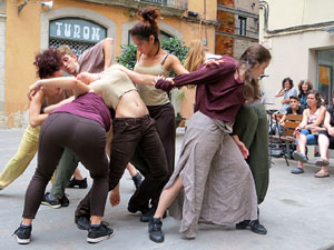 inund'ART 2017. Espectacles musicals i de dansa a la pla&ccedil;a Mercaders