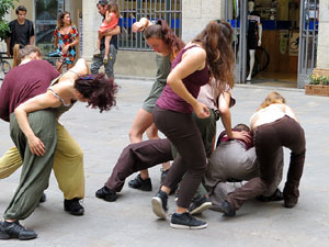 inund'ART 2017. Espectacles musicals i de dansa a la pla&ccedil;a Mercaders