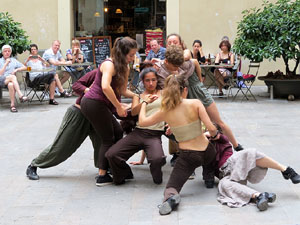 inund'ART 2017. Espectacles musicals i de dansa a la pla&ccedil;a Mercaders