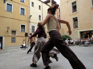 inund'ART 2017. Espectacles musicals i de dansa a la pla&ccedil;a Mercaders