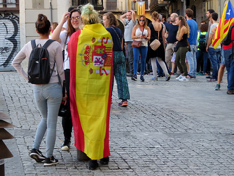 3 d'octubre 2017. Aturada general. Manifestaci&oacute; 'Rep&uacute;blica!' pels carrers de la ciutat i el Parc de la Devesa