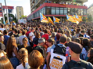 Manifestaci&oacute; 'Rep&uacute;blica!' pels carrers de la ciutat i el Parc de la Devesa