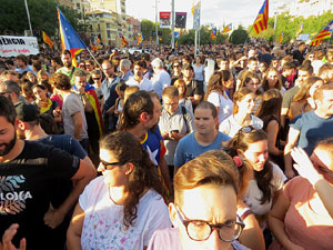 Manifestaci&oacute; 'Rep&uacute;blica!' pels carrers de la ciutat i el Parc de la Devesa