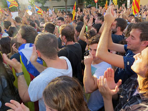 Manifestaci&oacute; 'Rep&uacute;blica!' pels carrers de la ciutat i el Parc de la Devesa