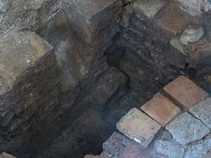 Troballa d'un potent pany de muralla en una casa del carrer Argenteria de Girona