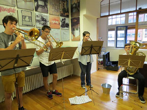 Nit dels Museus 2017. Quartet de trombons i tuba a la Casa Mas&oacute;
