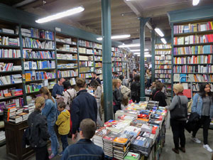 Sant Jordi 2017 a la Llibreria Geli. Signatures de llibres