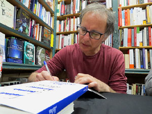 Sant Jordi 2017 a la Llibreria Geli. Signatures de llibres