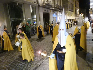 Setmana Santa 2017 a Girona. Process&oacute; del Sant Enterrament