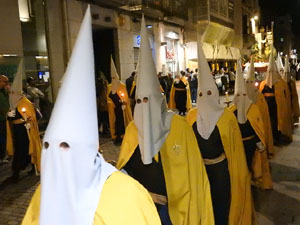 Setmana Santa 2017 a Girona. Process&oacute; del Sant Enterrament