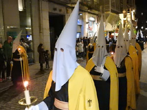 Setmana Santa 2017 a Girona. Process&oacute; del Sant Enterrament