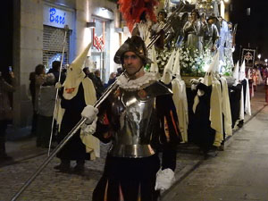 Setmana Santa 2017 a Girona. Process&oacute; del Sant Enterrament