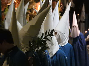 Setmana Santa 2017 a Girona. Process&oacute; del Sant Enterrament