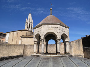 Temps de Flors 2017. Decoracions florals als diversos espais dels Banys Àrabs