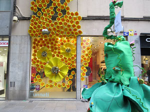 Temps de Flors 2017. Instal&middot;lacions i muntatges als espais del carrer Nou