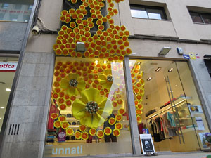 Temps de Flors 2017. Instal&middot;lacions i muntatges als espais del carrer Nou