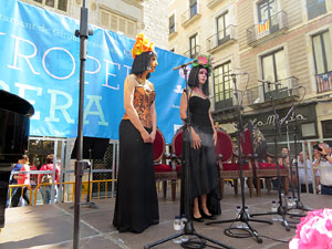 Temps de Flors 2017. Dia Europeu de l'&Ograve;pera 2017 a la pla&ccedil;a del Vi de Girona