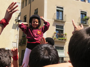 Temps de Flors 2017. Diada Castellera a la pla&ccedil;a de Sant Feliu amb els Marrecs de Salt, els Xics de Granollers, i els Xiquets de Reus