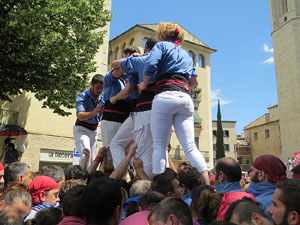 Temps de Flors 2017. Diada Castellera a la pla&ccedil;a de Sant Feliu amb els Marrecs de Salt, els Xics de Granollers, i els Xiquets de Reus