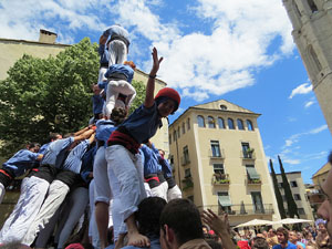 Temps de Flors 2017. Diada Castellera a la pla&ccedil;a de Sant Feliu amb els Marrecs de Salt, els Xics de Granollers, i els Xiquets de Reus
