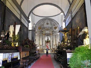 Temps de Flors 2017. Instal&middot;lacions i muntatges florals als diversos espais de l'Esgl&eacute;sia dels Dolors