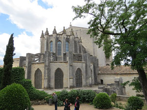 Temps de Flors 2017. Instal&middot;lacions i muntatges florals als Jardins de la Francesa, a tocar els absis de la Catedral