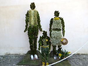 Temps de Flors 2017. Instal&middot;lacions i decoracions florals al claustre rom&agrave;nic del monestir de Sant Daniel