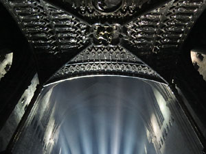 Transfiguració de la nau. Espectacle de llum i música a la nau gòtica de la Catedral de Girona