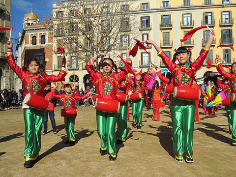 Espectacle de dansa a la pla&ccedil;a de la Independ&egrave;ncia