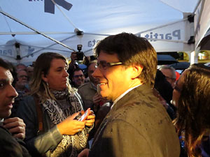 Acte de campanya pel S&Iacute; amb el President Carles Puigdemont a la pla&ccedil;a de la Independ&egrave;ncia