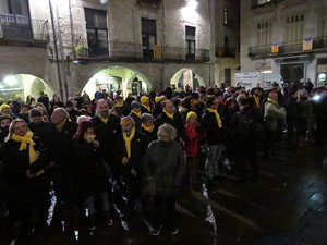 Aprovació oficial del canvi de nom de la plaça de la Constitució per plaça de l'1 d'octubre de 2017