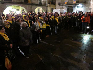 Aprovació oficial del canvi de nom de la plaça de la Constitució per plaça de l'1 d'octubre de 2017