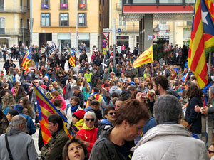Jornada de vaga general 8N. Concentraci&oacute; davant la seu de la Generalitat a Girona