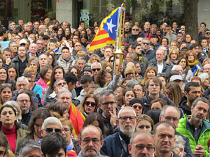 Jornada de vaga general 8N. Concentraci&oacute; davant la seu de la Generalitat a Girona